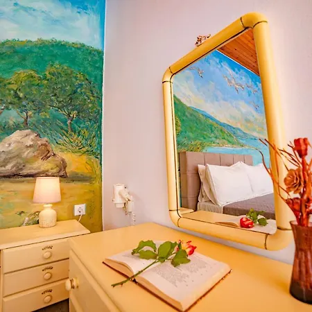 Elena's Seaside & Daire Agios Gordios (Corfu)