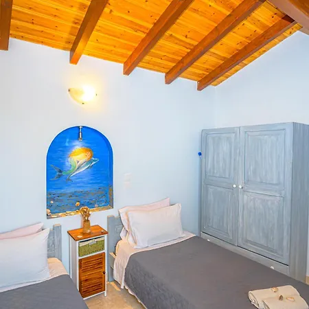 Elena's Seaside & * Agios Gordios (Corfu)