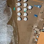 Elena's Seaside & *
