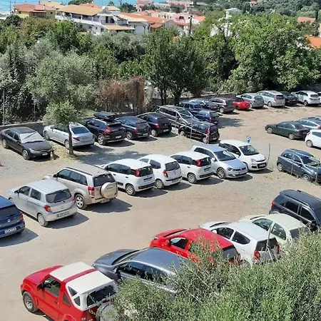 Elena's Seaside & Apartment Agios Gordios (Corfu)
