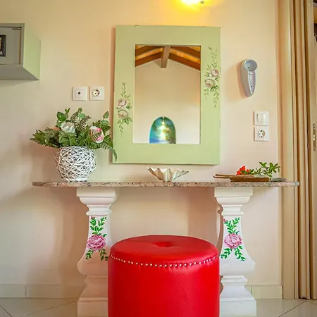 Elena's Seaside & Άγιος Γόρδιος