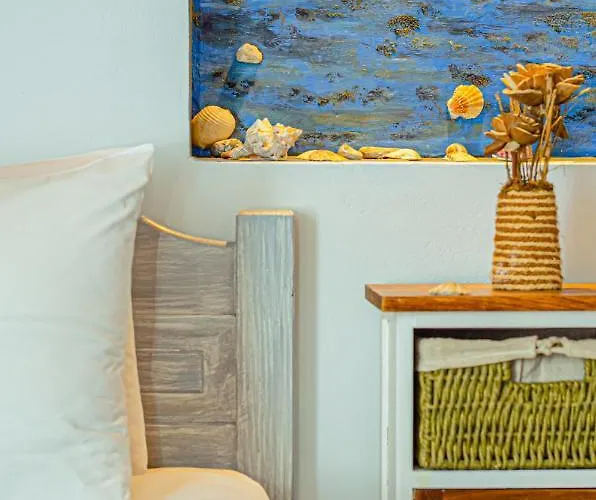 Elena's Seaside &