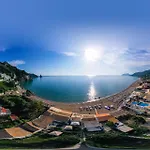 Elena's Seaside & * Agios Gordios (Corfu)