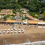 Elena's Seaside & Appartement *