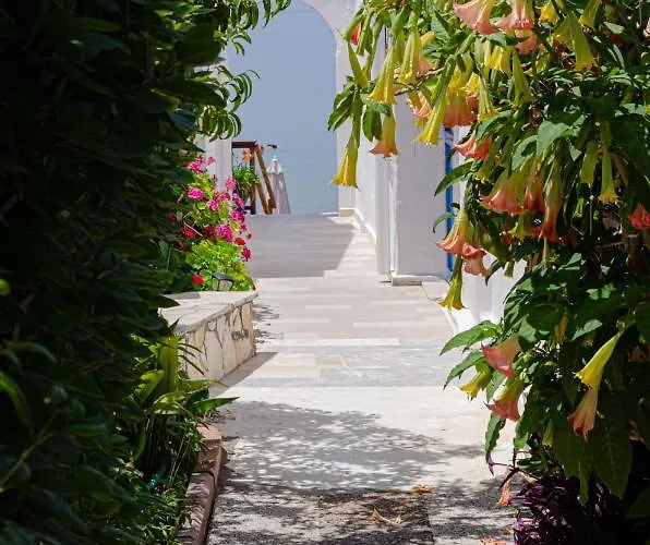 Elena's Seaside & * Agios Gordios (Corfu)